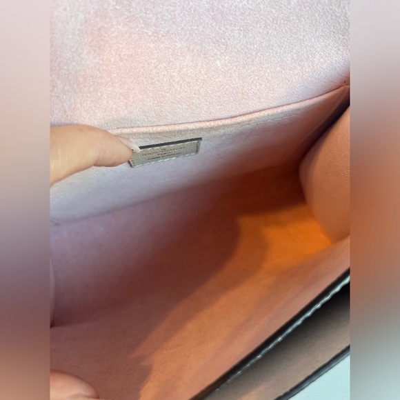 LOUIS VUITTON MYLOCKME SATCHEL chain bag in greige - Picture 16 of 16